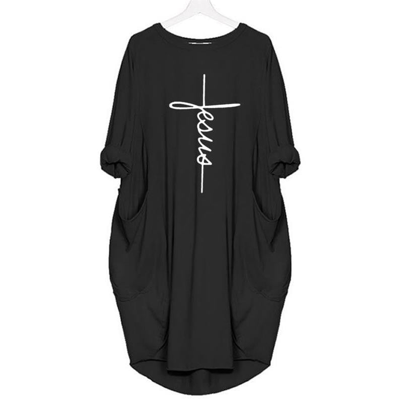 WOMEN'S JESUS OVERSIZED CROSS-PRINT POCKET T-SHIRT